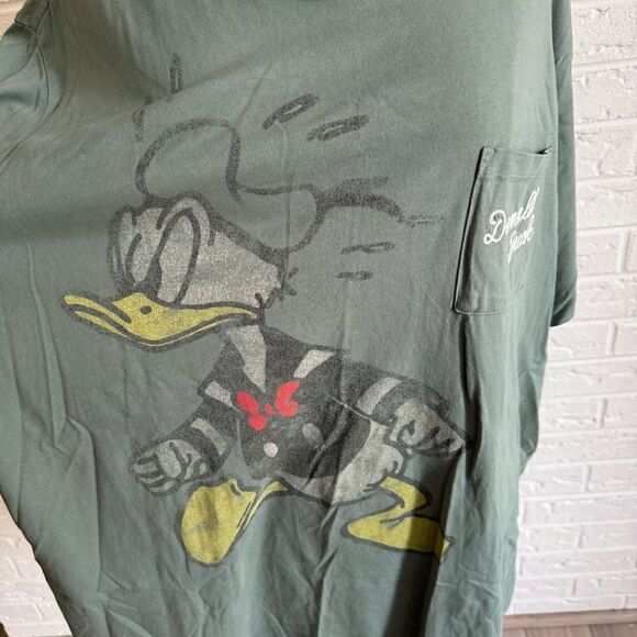 Disney world Donald Duck Angry Stitch Pocket T-Shirt Women’s Size XXL - Picture 3 of 7